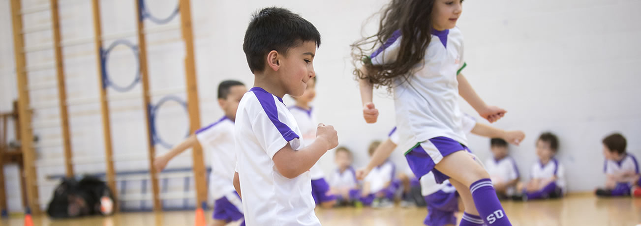 5 Top Tips to Help Your Child Improve their Football Skills Before Classes